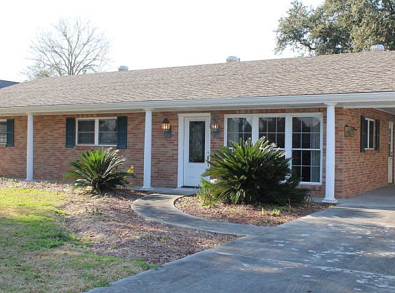 2nd image of 101 Funderburk Ave