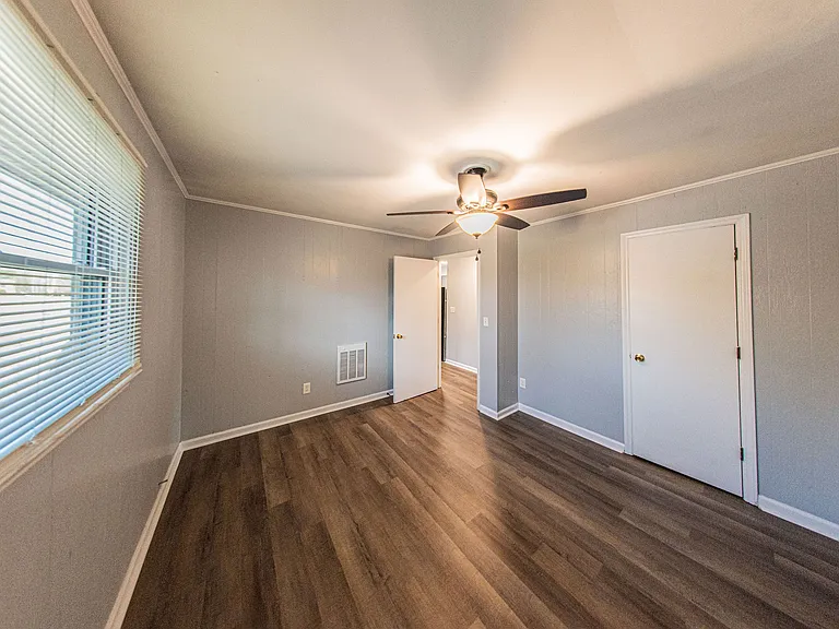 120 Lake Dr #2 — Photo 12