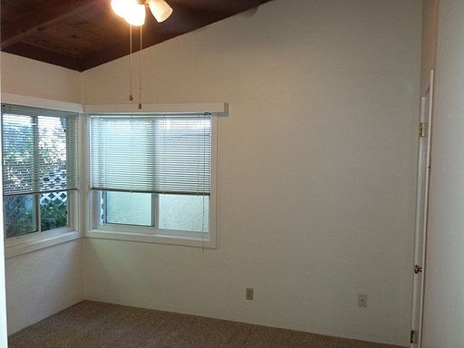 4th image of 2162 Sacramento St