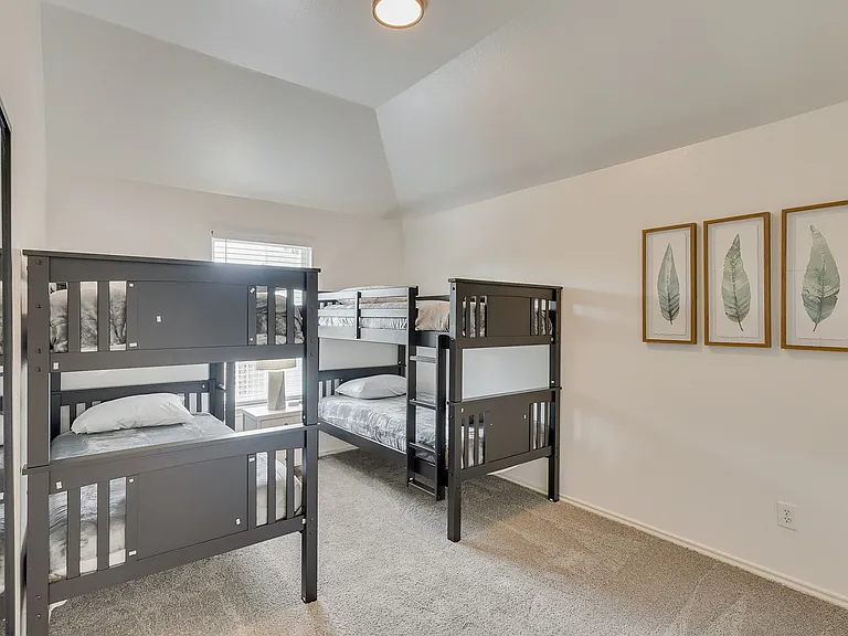 5604 Hill Haven Ct — Photo 19