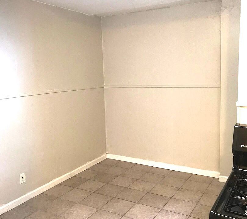 169 Nassau 169 Nassau Ave Kenmore NY Zillow