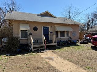 1702 Avenue C, Brownwood, TX 76801
