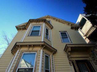 86 Gilman St #111, Somerville, MA 02145