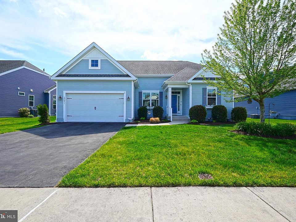 1st image of 29671 Riverstone Dr