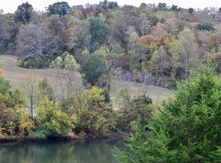 360 River Stone Dr, Blaine, TN 37709