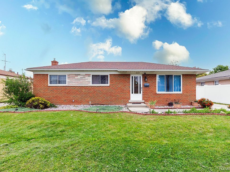 1st image of 3609 La Manna Dr