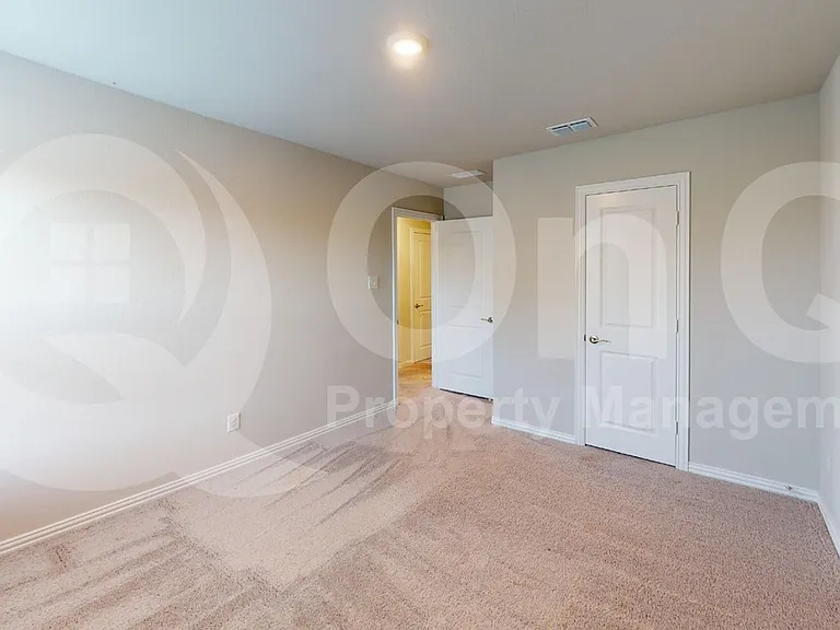 1508 Lannon Ln — Photo 16