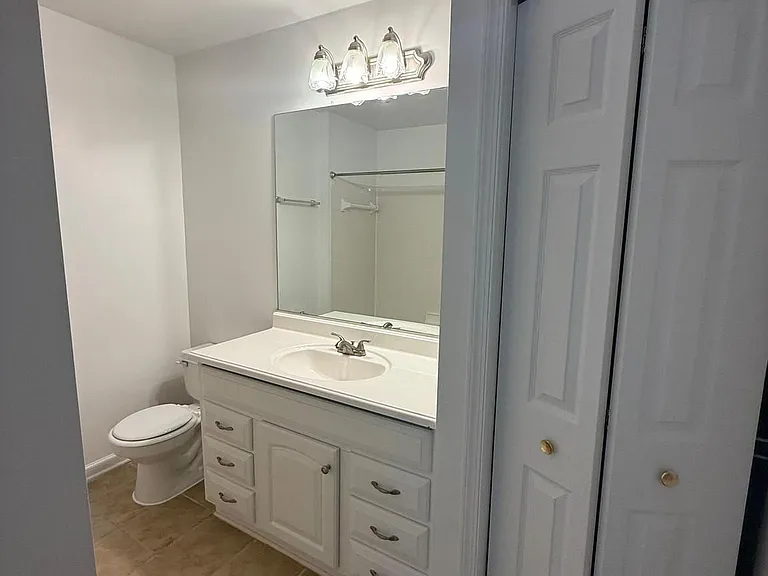 1554 Beverly Ct — Photo 29