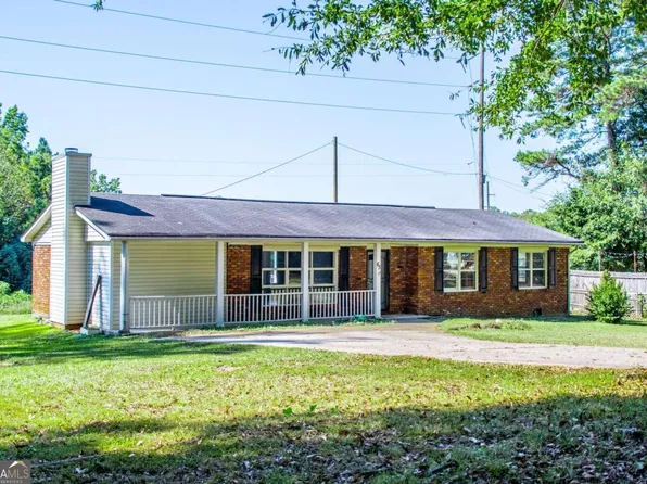 65 Sharp Dr, Carrollton, GA 30117