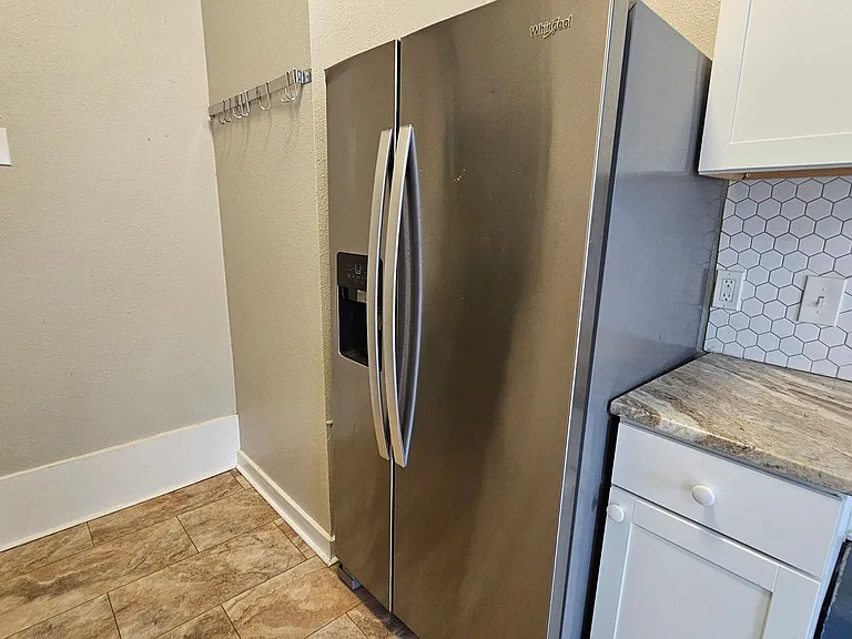 2115 Glenwood Ln — Photo 28