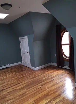 Rented by HOTPROPERTY NYC LLC | media 17