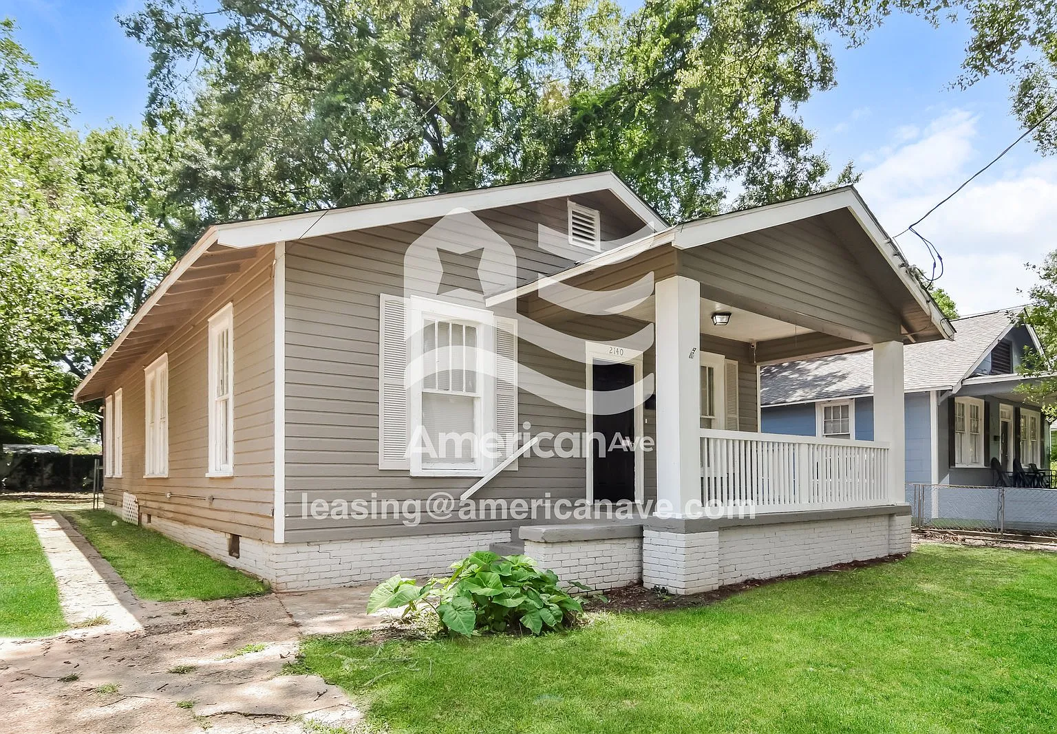 3 bed, 1.0 bath, 1238 sqft, $914 — Photo 2