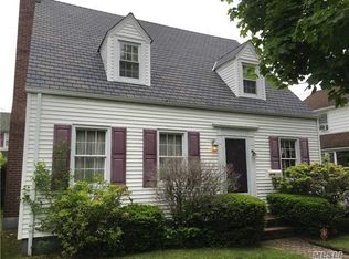 257 Lincoln Ave, Rockville Centre, NY 11570