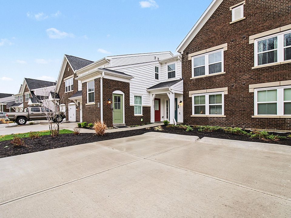 1st image of 4630 Bentwood Hills Dr #3-302