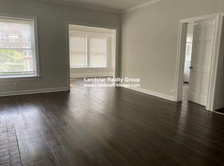 7661 N Sheridan Rd #5, Chicago, IL 60626