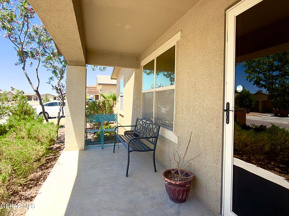4th image of 920 Talavera Dr