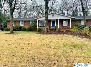 54 Lee Hall St, Scottsboro, AL 35769