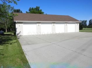 1211 Woodcrest Dr, Breckenridge, MN 56520