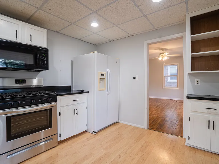21801 Grand Lake St — Photo 10