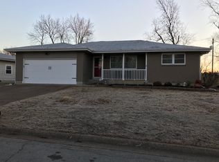 701 Creek Ave, Parsons, KS 67357