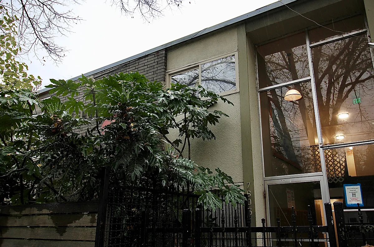 Building Photo - 7605 Rainier Ave S #201