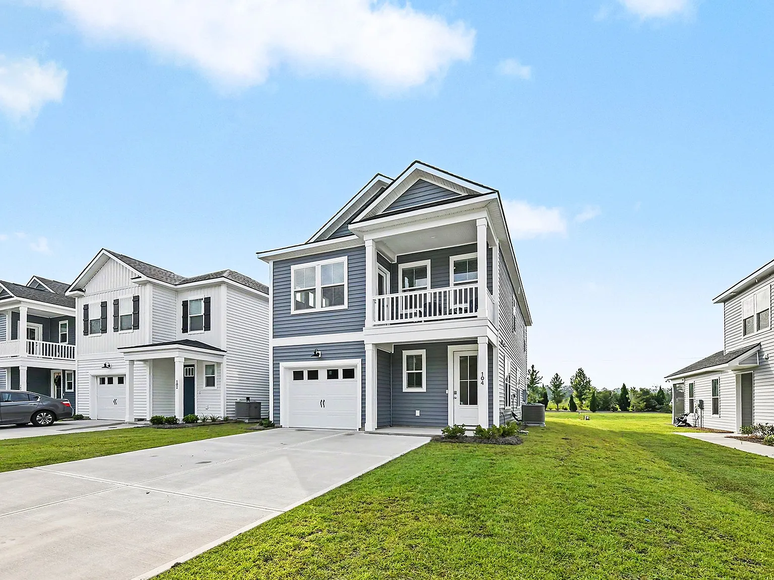 3 bed, 2.5 bath, 1776 sqft, $2,450 — Photo 3