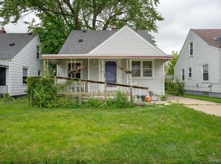 23011 Normandy Ave, Eastpointe, MI 48021