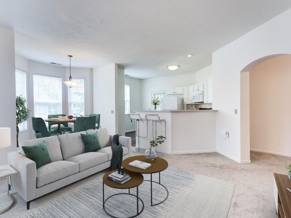 247 Marcliffe Dr #237-08