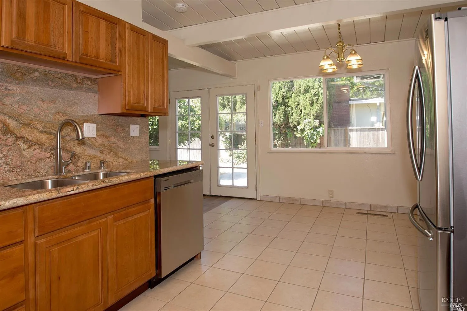 701 Corlano Avenue - Photo 6