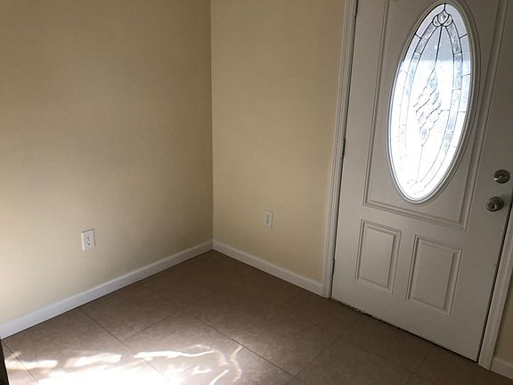 Mud room/Laundry room