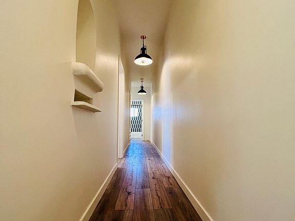 5th image of 812 N Vendome St #2
