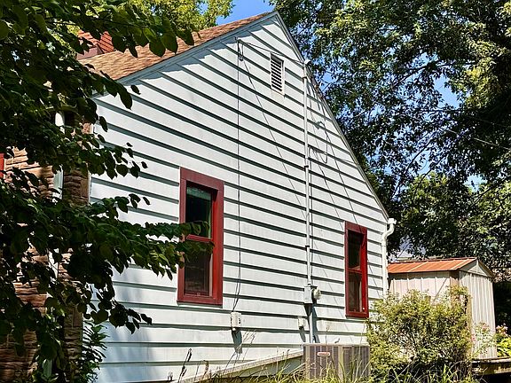 3rd image of 535 Hamilton Ave