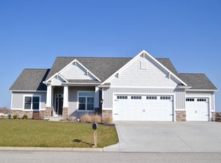 20163 Stone Creek Dr, Goshen, IN 46528