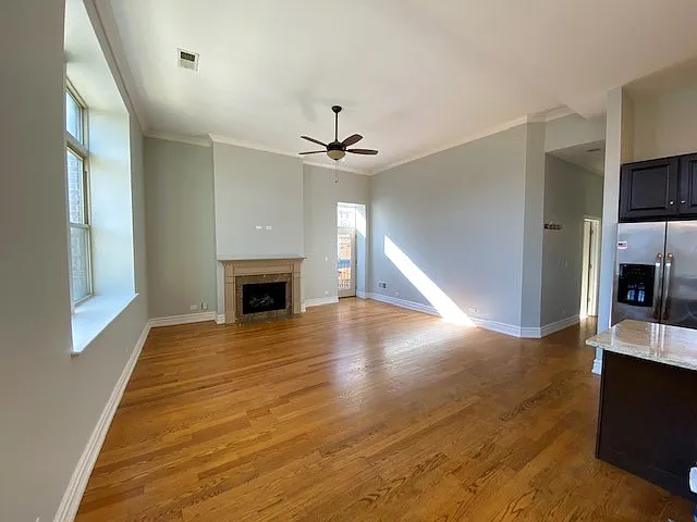 Building Photo - 1470 W Carmen Ave #543