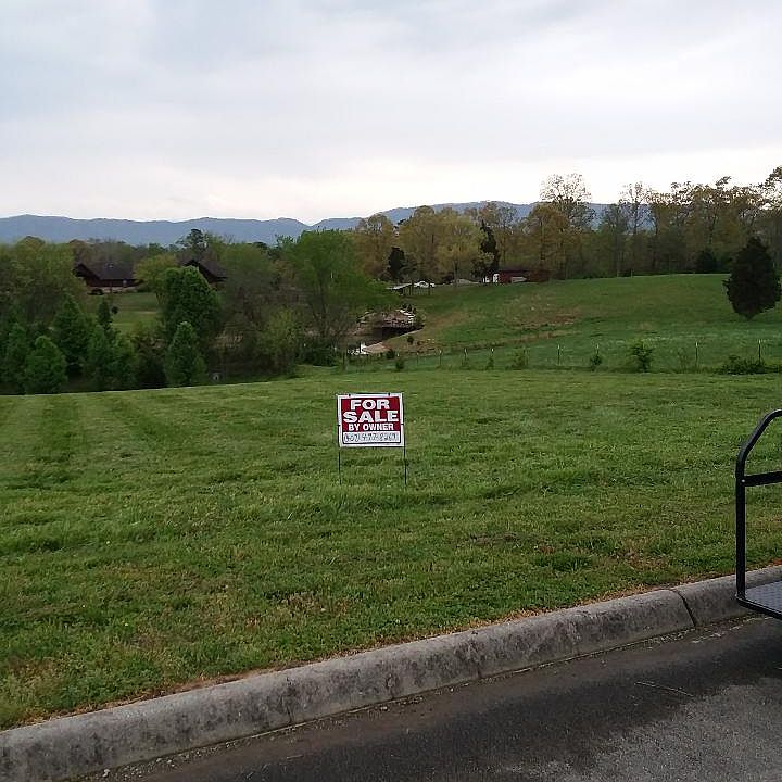 2nd image of 5704 Sawyers Green Trl