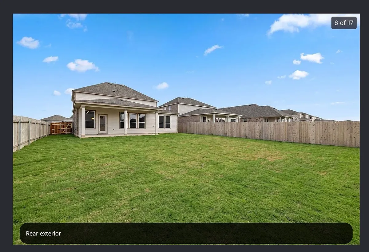 Building Photo - 4705 Teverola Dr