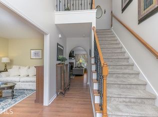 5334 Evian Xing NW, Kennesaw, GA 30152