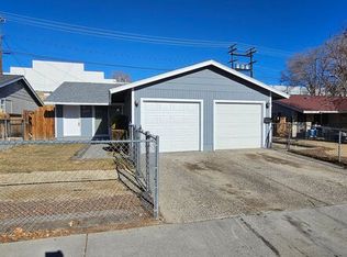 1045 N Maddux Dr, Reno, NV 89512