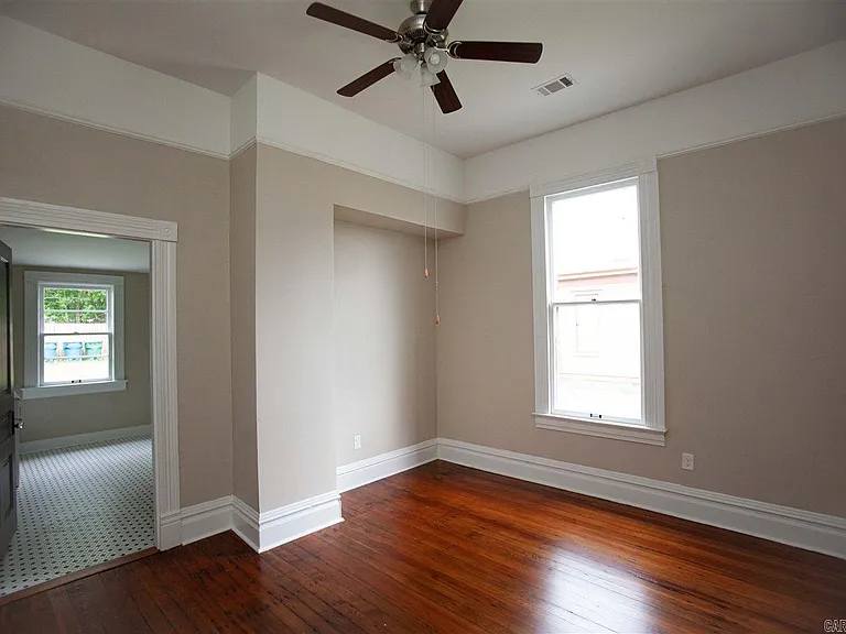 1510 Park Ln — Photo 15