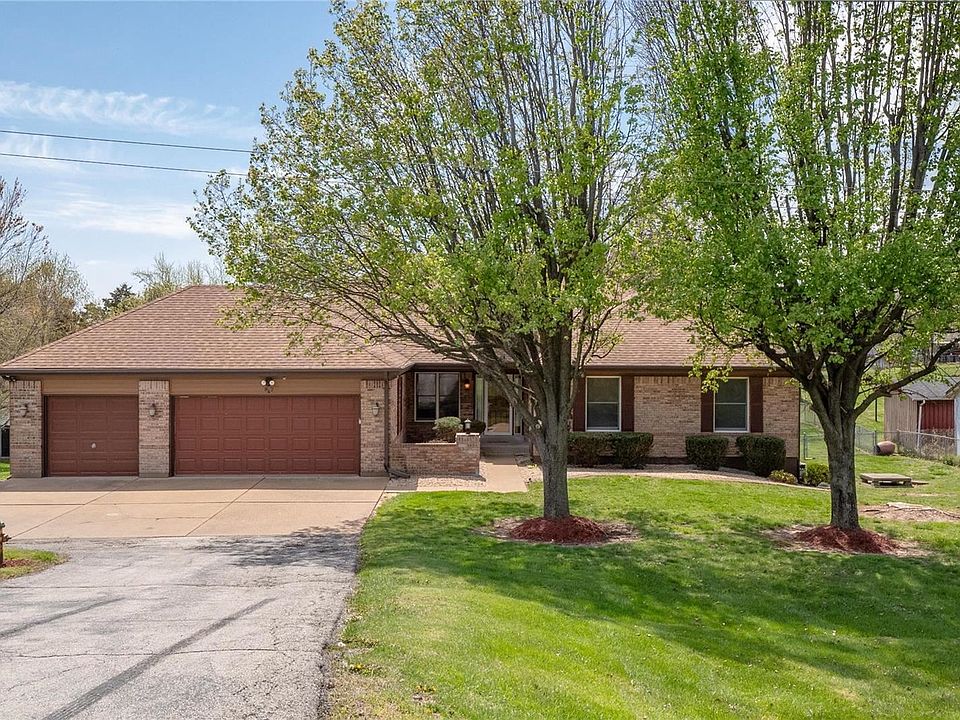 1st image of 842 Kinswood Ln
