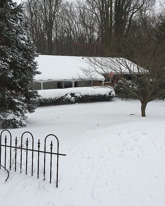 2nd image of 21 Dartmouth Cir