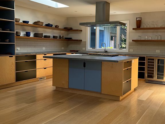 Entire kitchen
