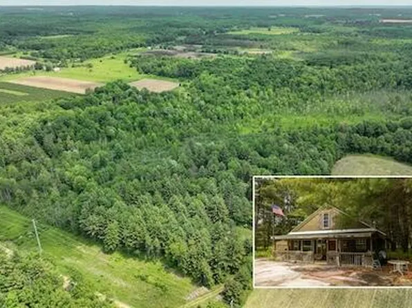 2828 N Pine Ave, White Cloud, MI 49349