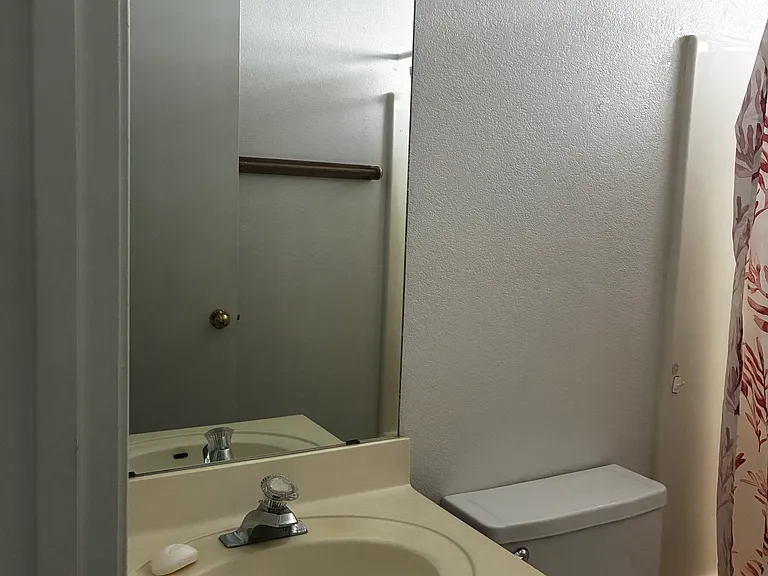 4605 High Pointe Dr — Photo 13