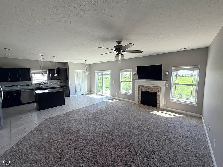 357 Indigo St — Photo 7