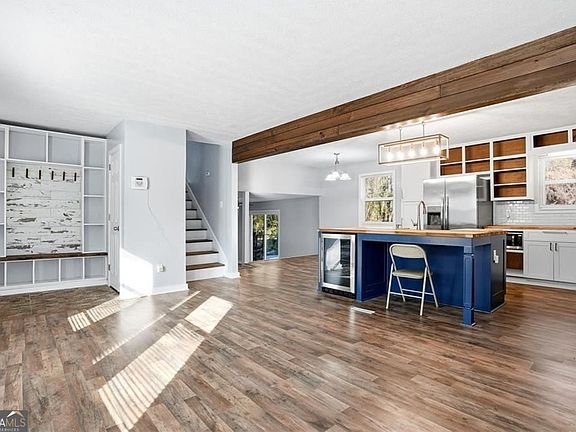 5th image of 6310 Field Glen Rd