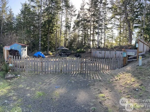 215 Birch Place, Ocean Park, WA 98640