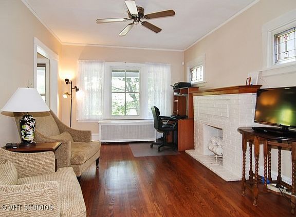 2nd image of 827 S East Ave