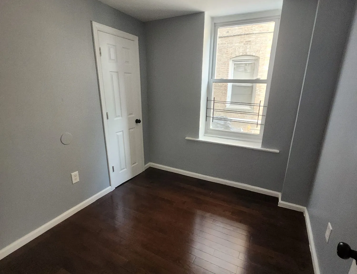 3 bed, 950 sqft, $1,795 — Photo 4
