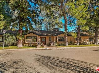 2270 Stradella Rd, Los Angeles, CA 90077